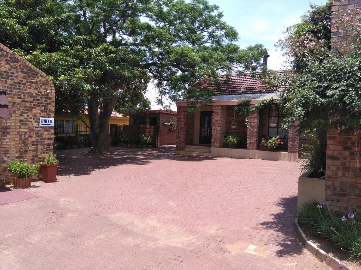 Khokha Moya Guesthouse Ermelo Exterior photo